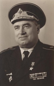 1354676721_1