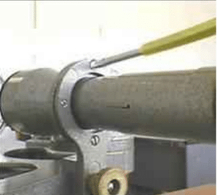 Adjustment screws on the sextant telescope collar